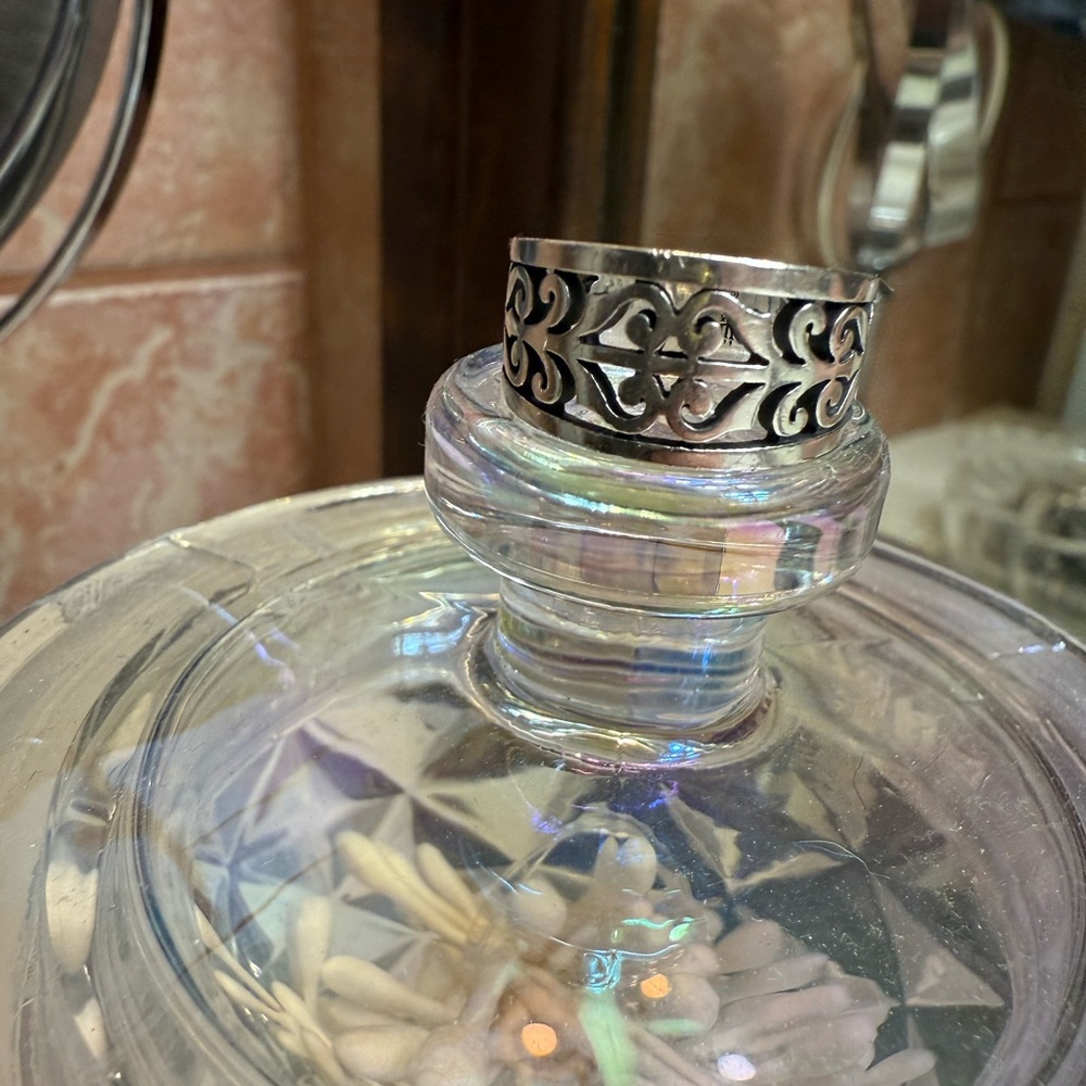 SOLD!! Authentic James Avery Open Adorned Ring